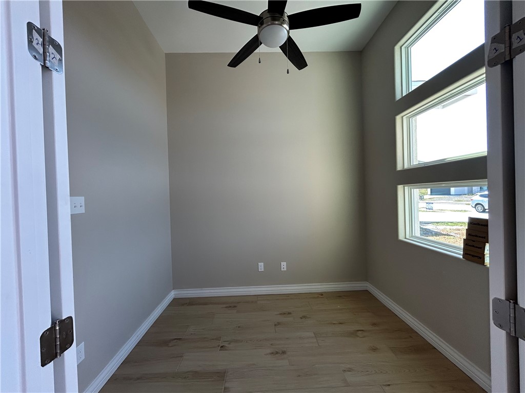 1514 Aegon Ct Property Photo 3