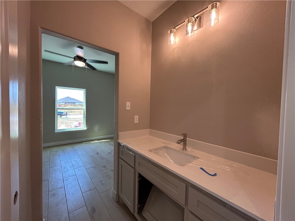 1514 Aegon Ct Property Photo 8