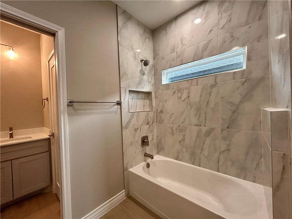 1514 Aegon Ct Property Photo 14