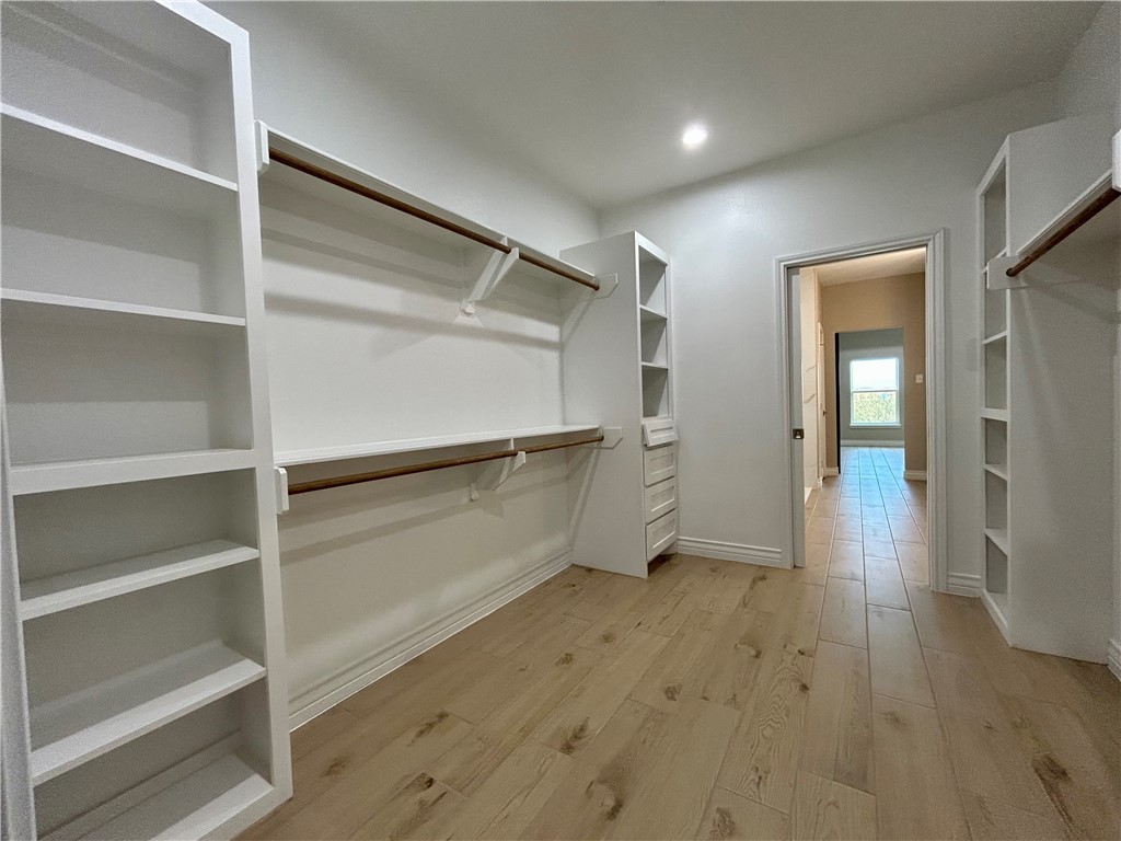 1514 Aegon Ct Property Photo 25