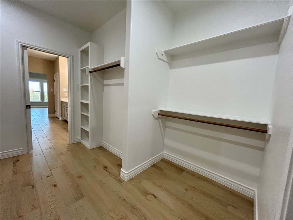 1514 Aegon Ct Property Photo 26