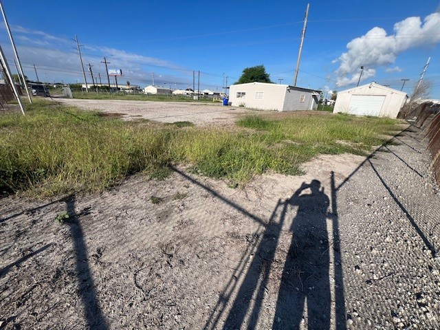 4908 Up River Property Photo 2