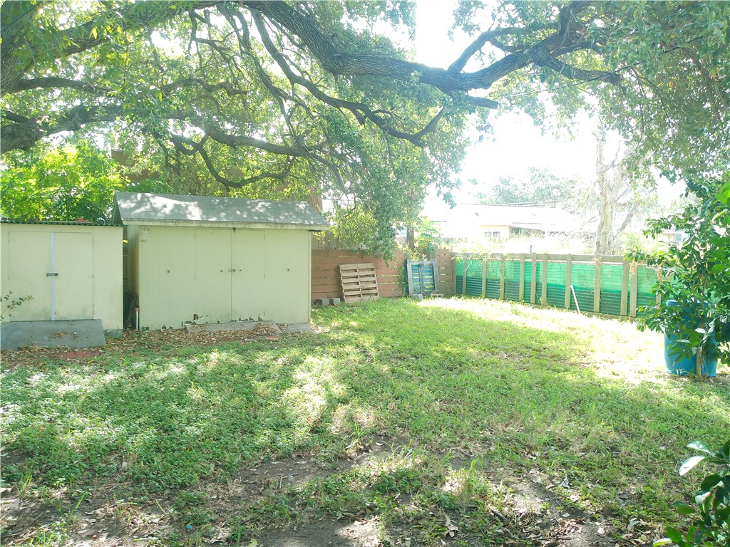 4322 Fir St Property Photo 15
