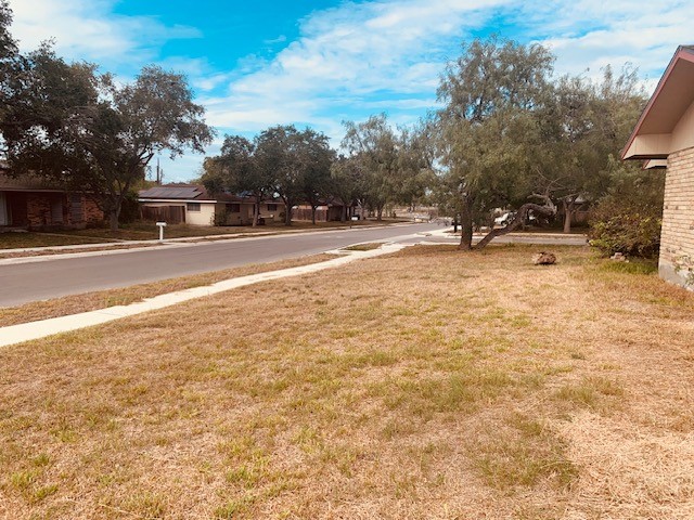 2649 Linn St Property Photo 5