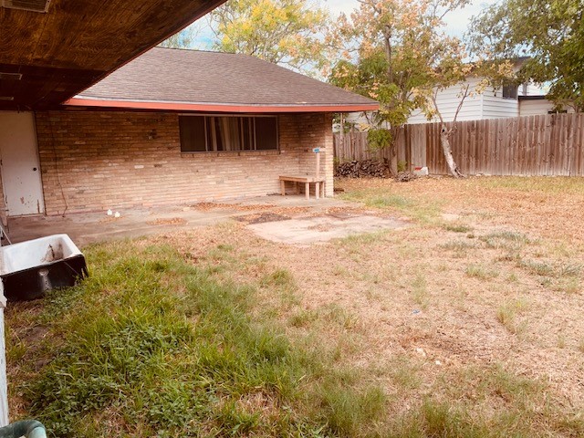 2649 Linn St Property Photo 8