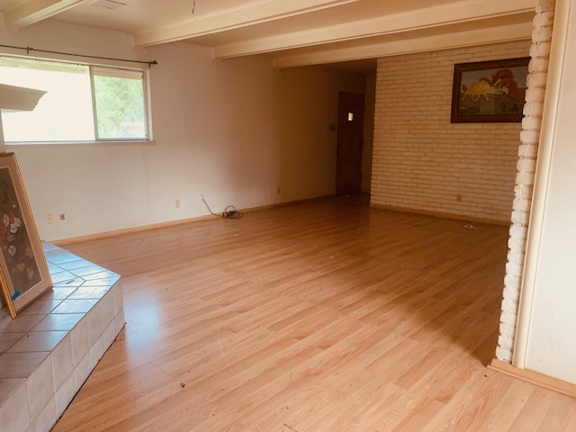 2649 Linn St Property Photo 10