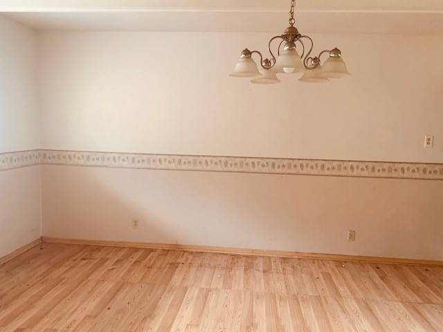 2649 Linn St Property Photo 11