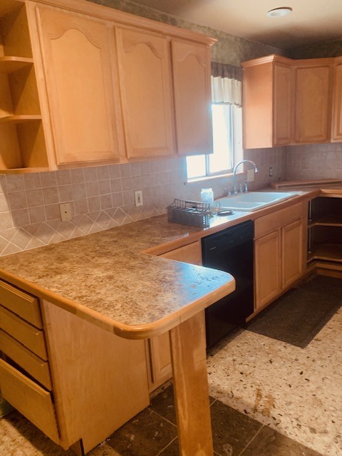 2649 Linn St Property Photo 13