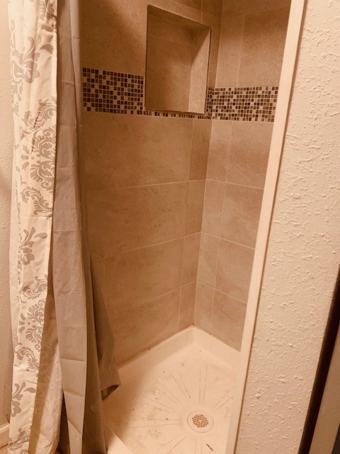 2649 Linn St Property Photo 18