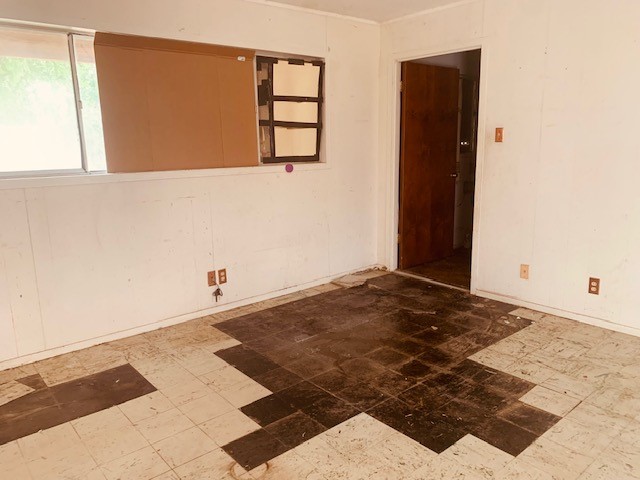 2649 Linn St Property Photo 24