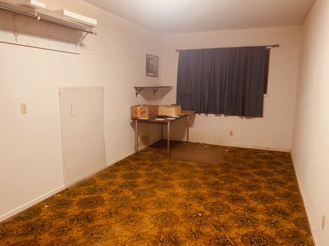 2649 Linn St Property Photo 25