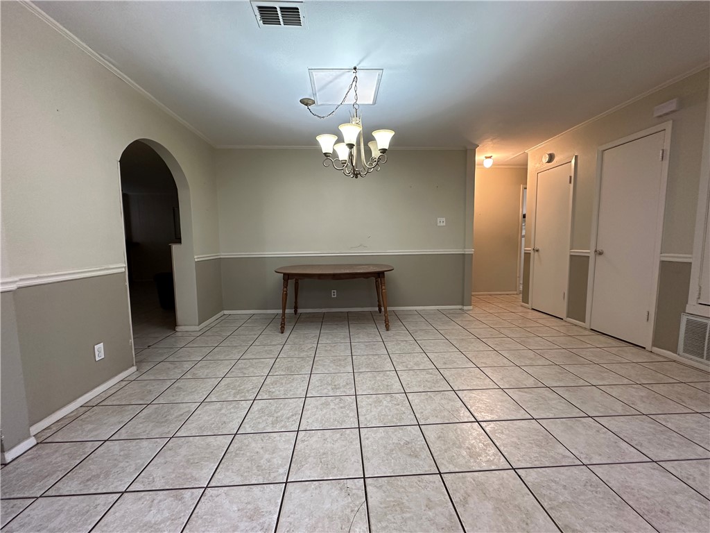 5326 Alejandro St Property Photo 5