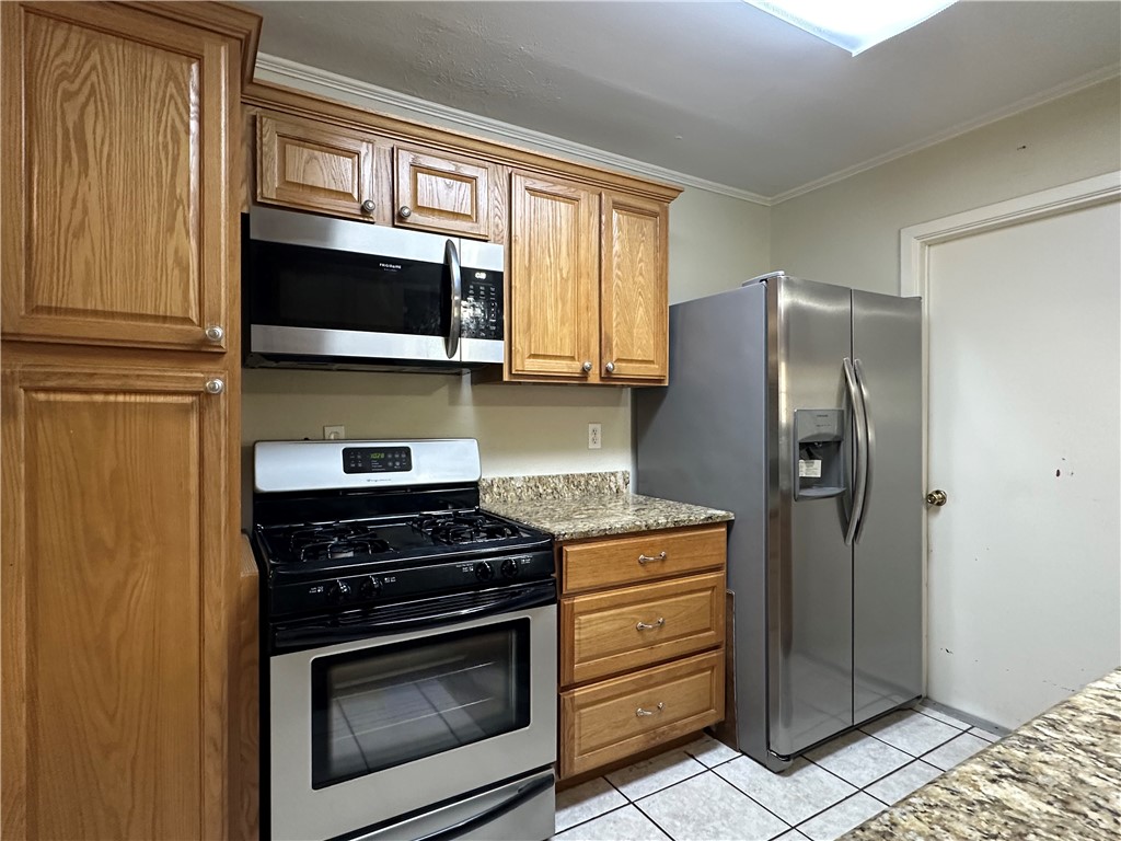 5326 Alejandro St Property Photo 8