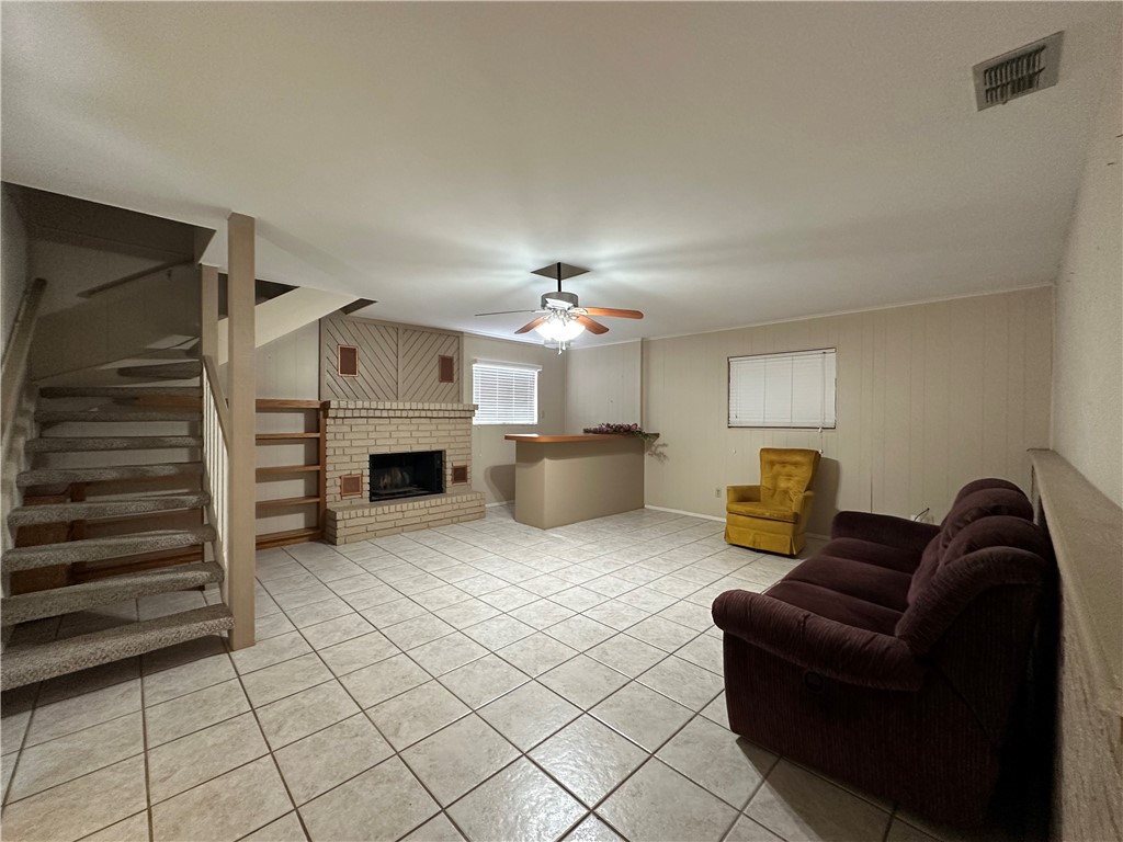 5326 Alejandro St Property Photo 10