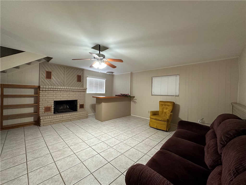 5326 Alejandro St Property Photo 12