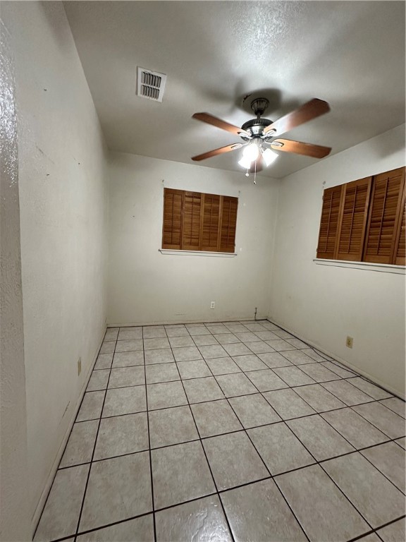 5326 Alejandro St Property Photo 14