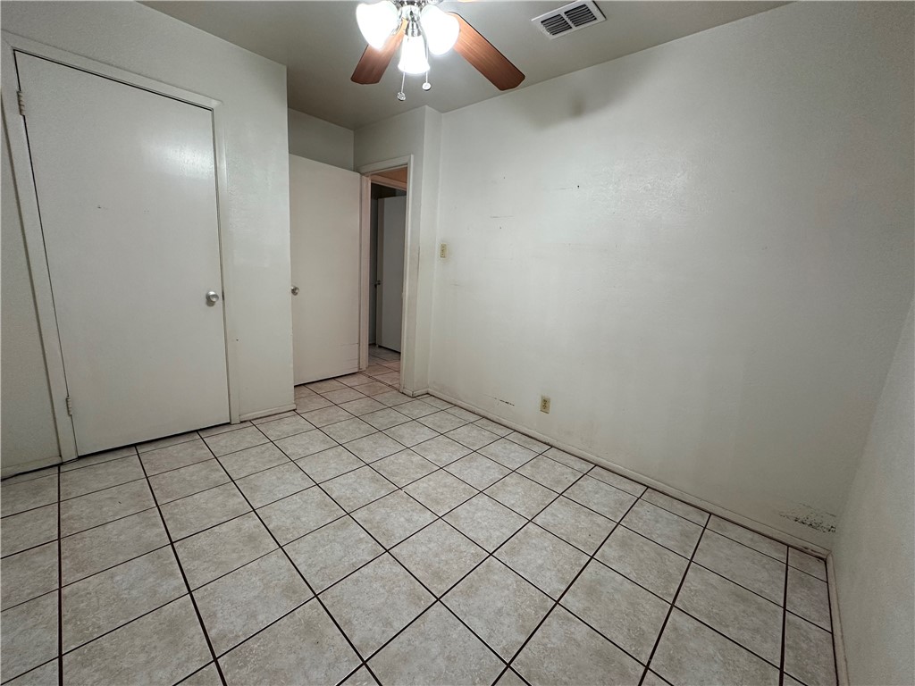 5326 Alejandro St Property Photo 17