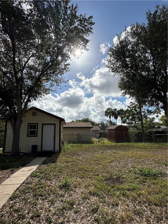 5326 Alejandro St Property Photo 30