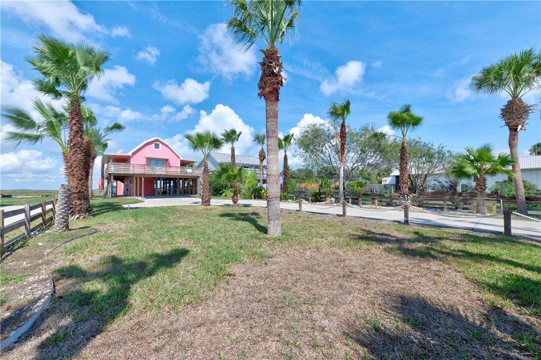 1338 Ross Ave Property Photo 25