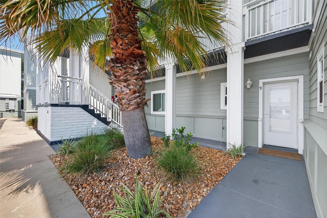 1107 S 11th St B9 Property Photo 4