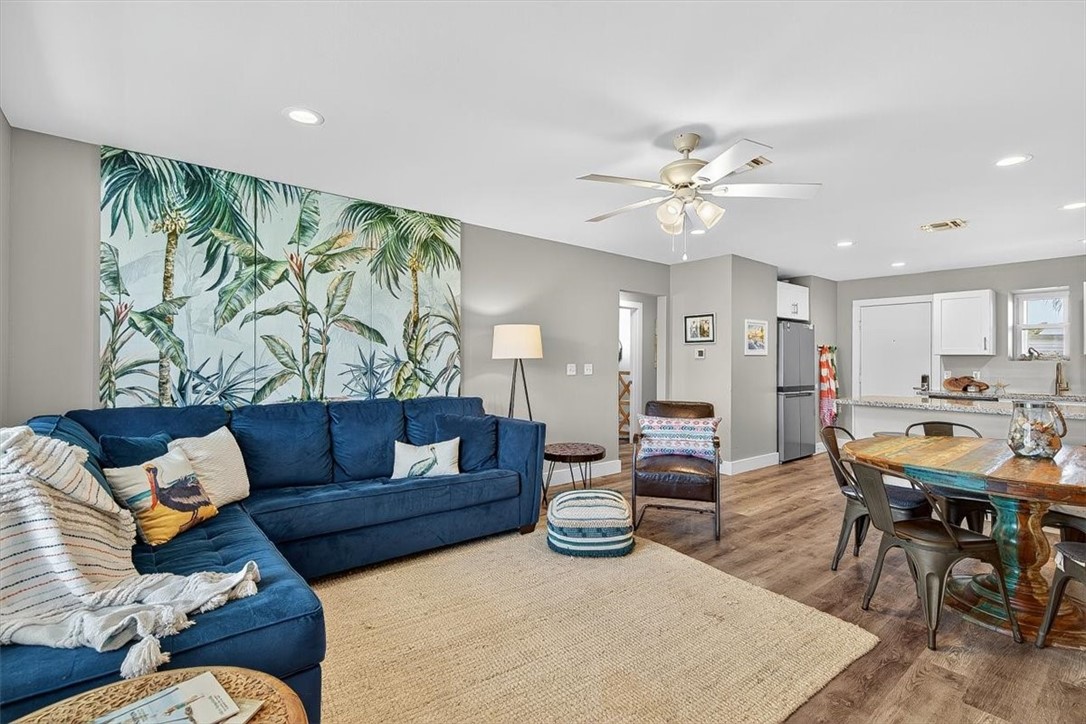 1107 S 11th St B9 Property Photo 6