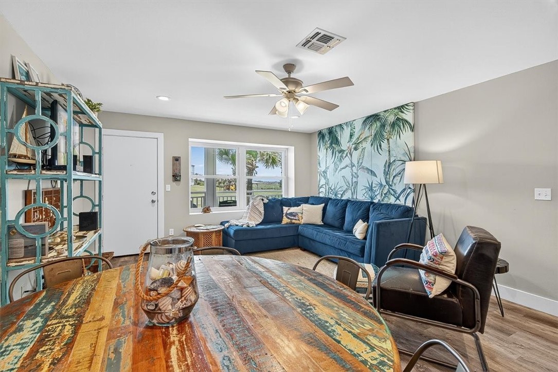 1107 S 11th St B9 Property Photo 7