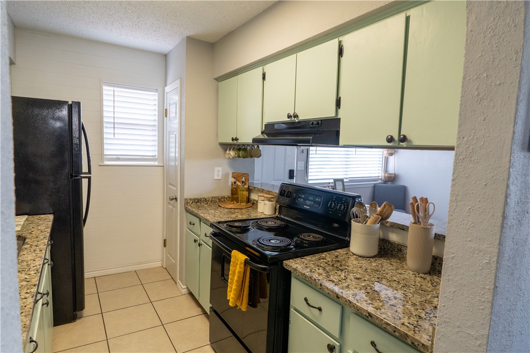 6107 Hidden Wood 6107 Property Photo 6