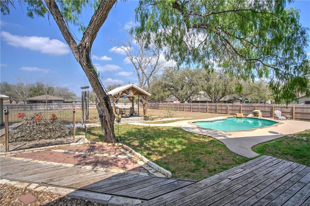 408 Grace Property Photo 12