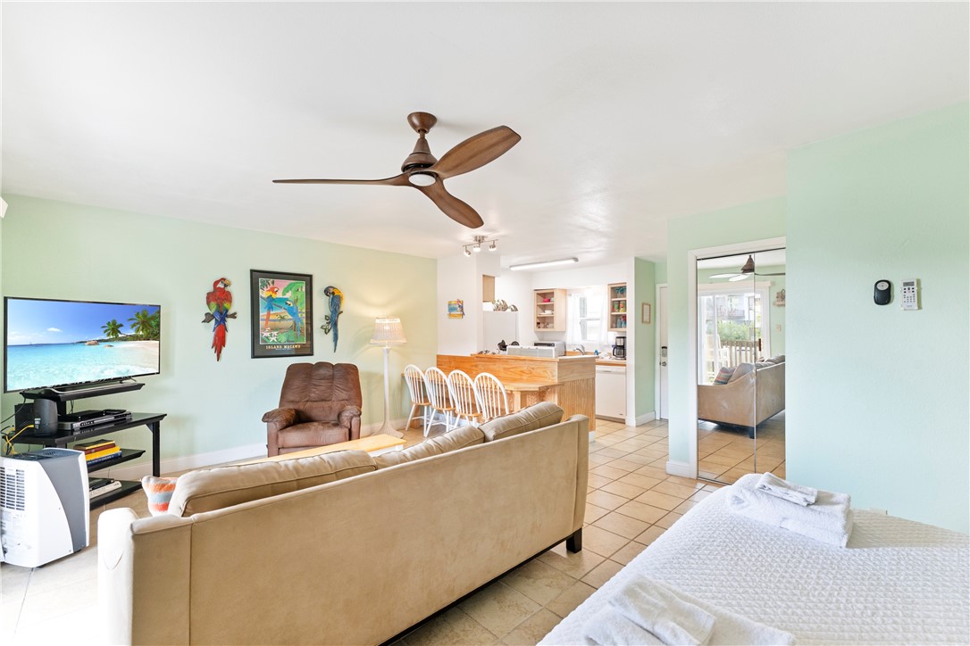 900 N Station St B5 Property Photo 14