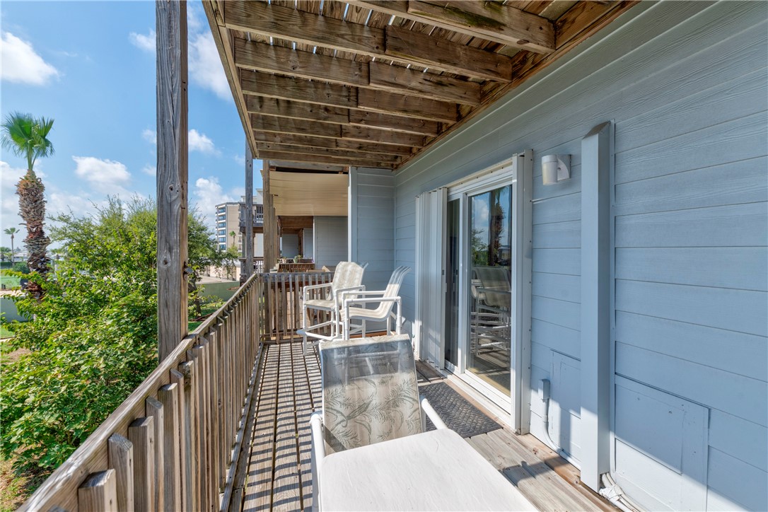 900 N Station St B5 Property Photo 25