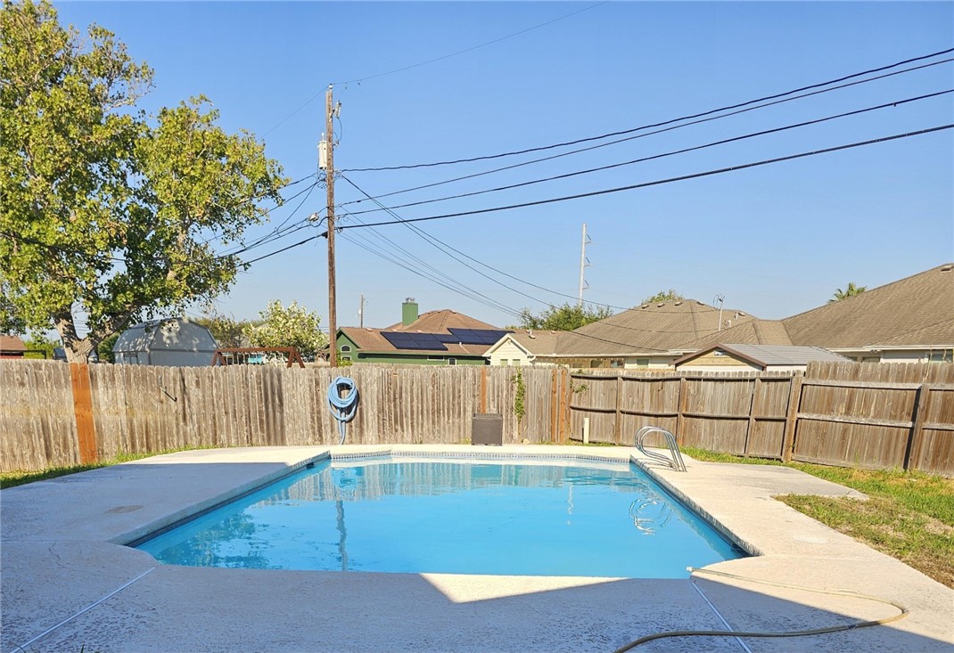 2313 Retta Dr Property Photo 5