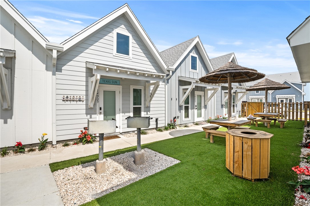 14905 Smugglers Cove Dr Property Photo 1