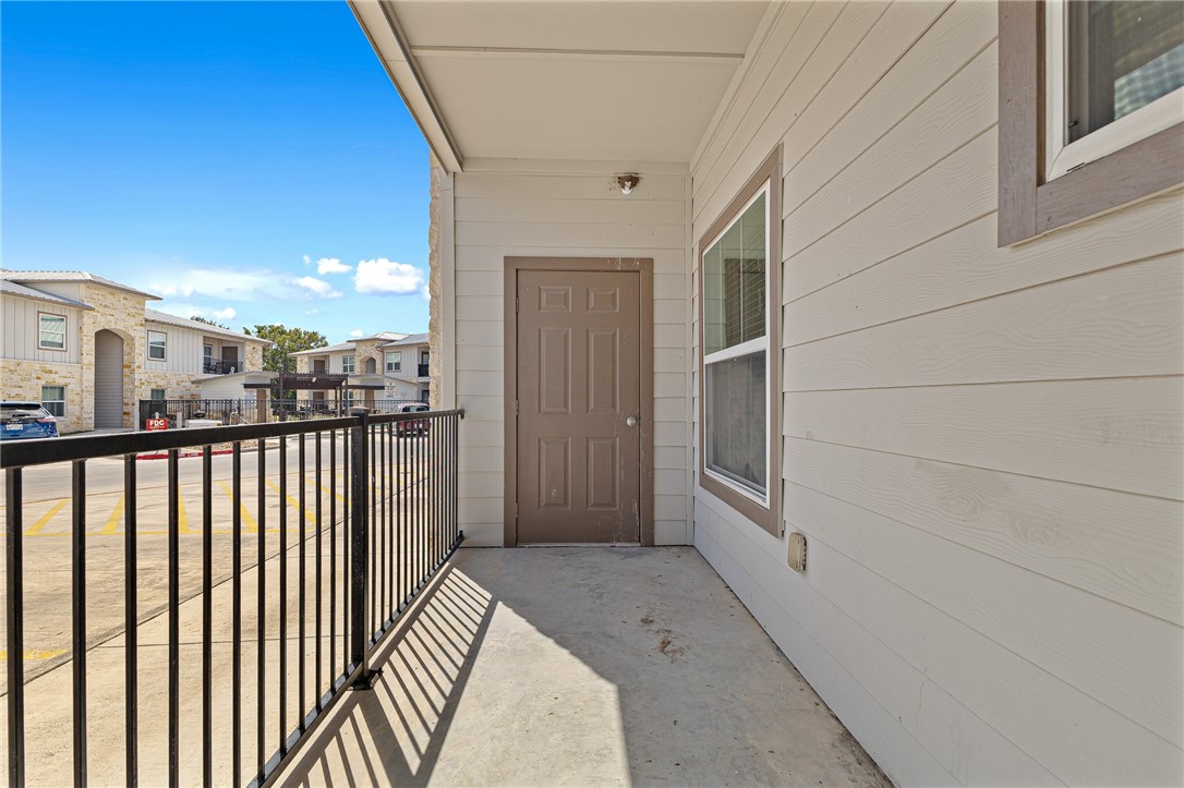 1407 Sidney Baker St Property Photo 13