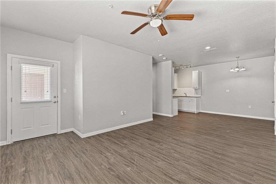 1407 Sidney Baker St Property Photo 14