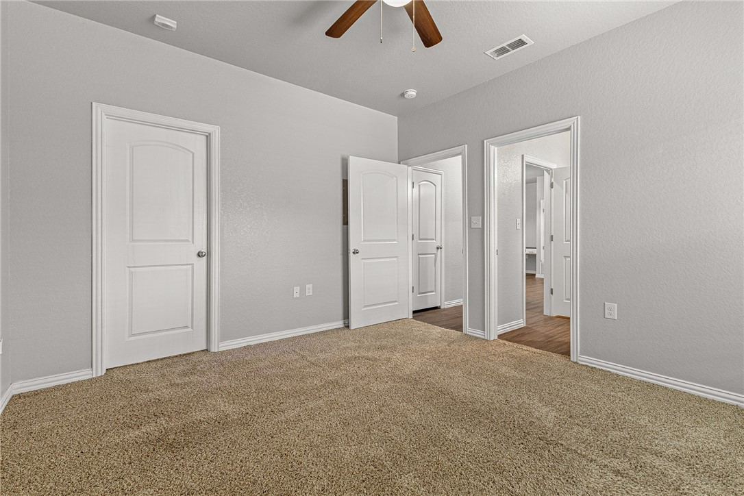 1407 Sidney Baker St Property Photo 23