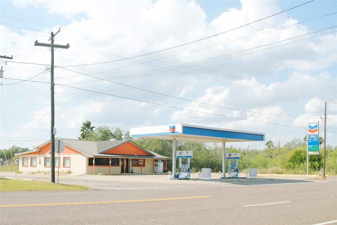 311 S Smith Ave Property Photo 1