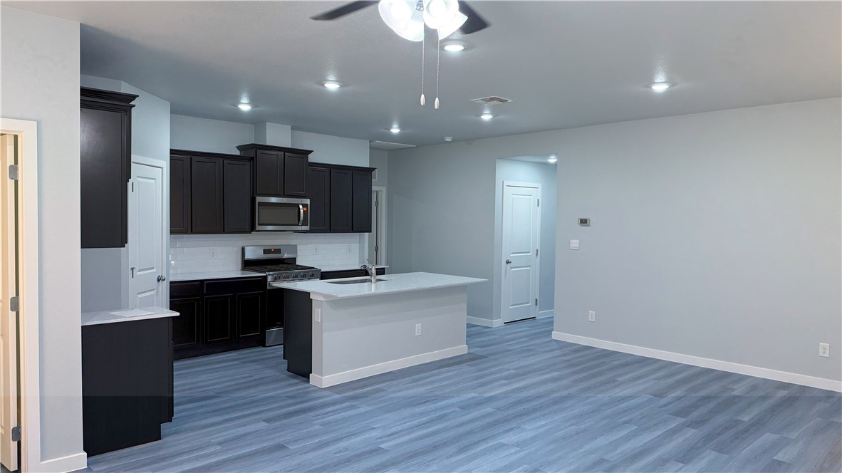 1329 Remys St Property Photo 9