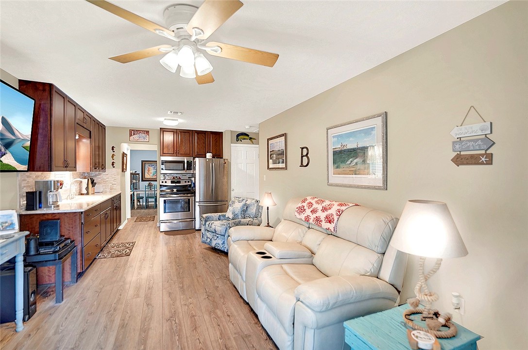 201 Ridge Harbor Dr Property Photo 15