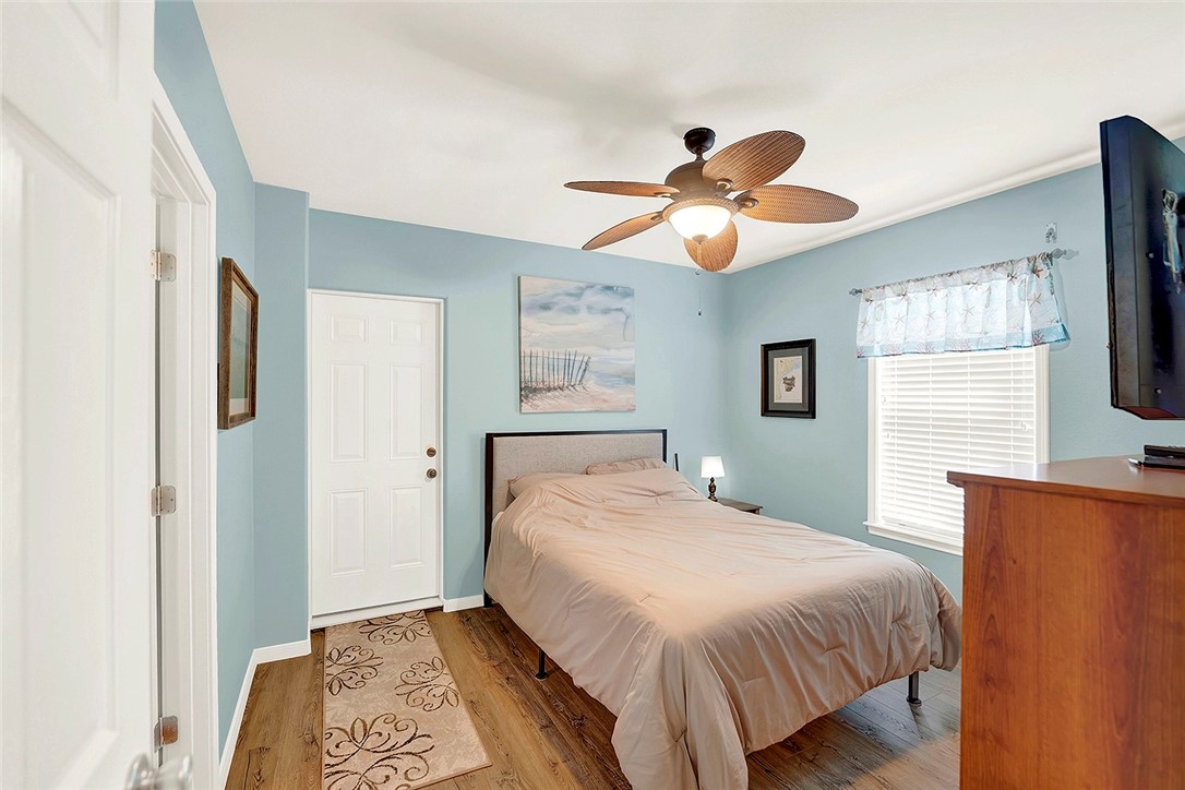 201 Ridge Harbor Dr Property Photo 18