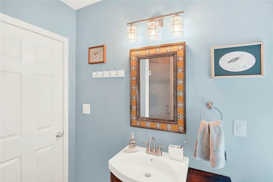 201 Ridge Harbor Dr Property Photo 21