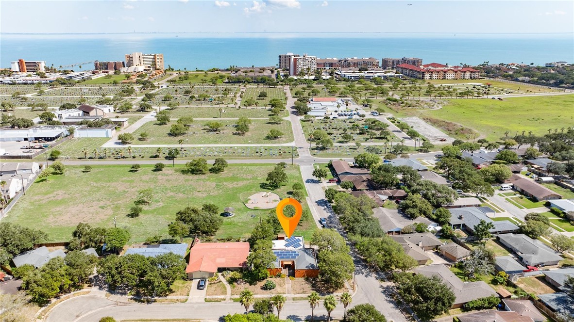 402 Sharon Dr Property Photo 2