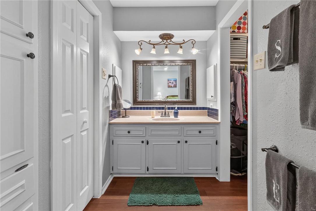 402 Sharon Dr Property Photo 19