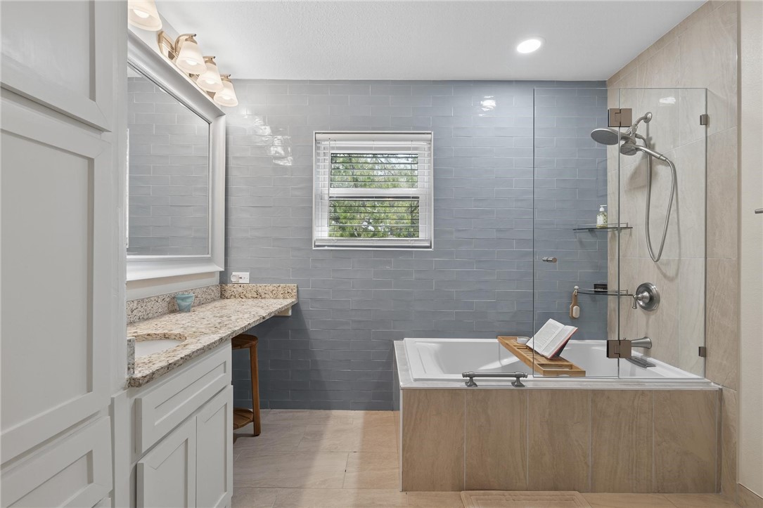 402 Sharon Dr Property Photo 22