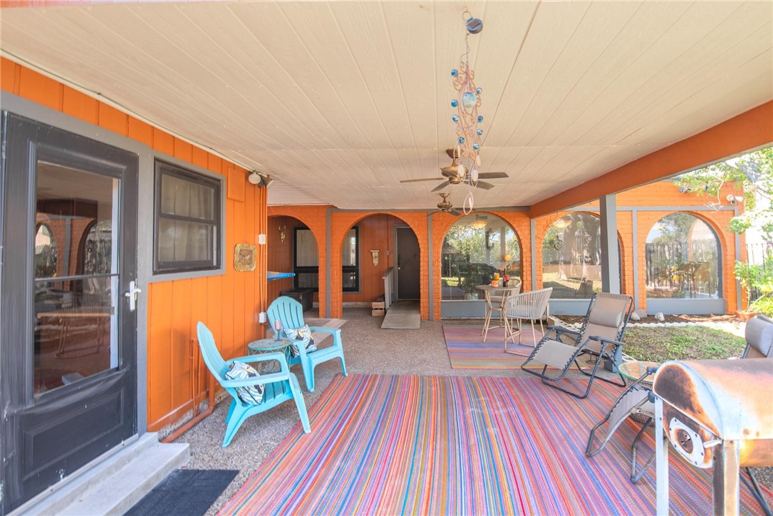 402 Sharon Dr Property Photo 28