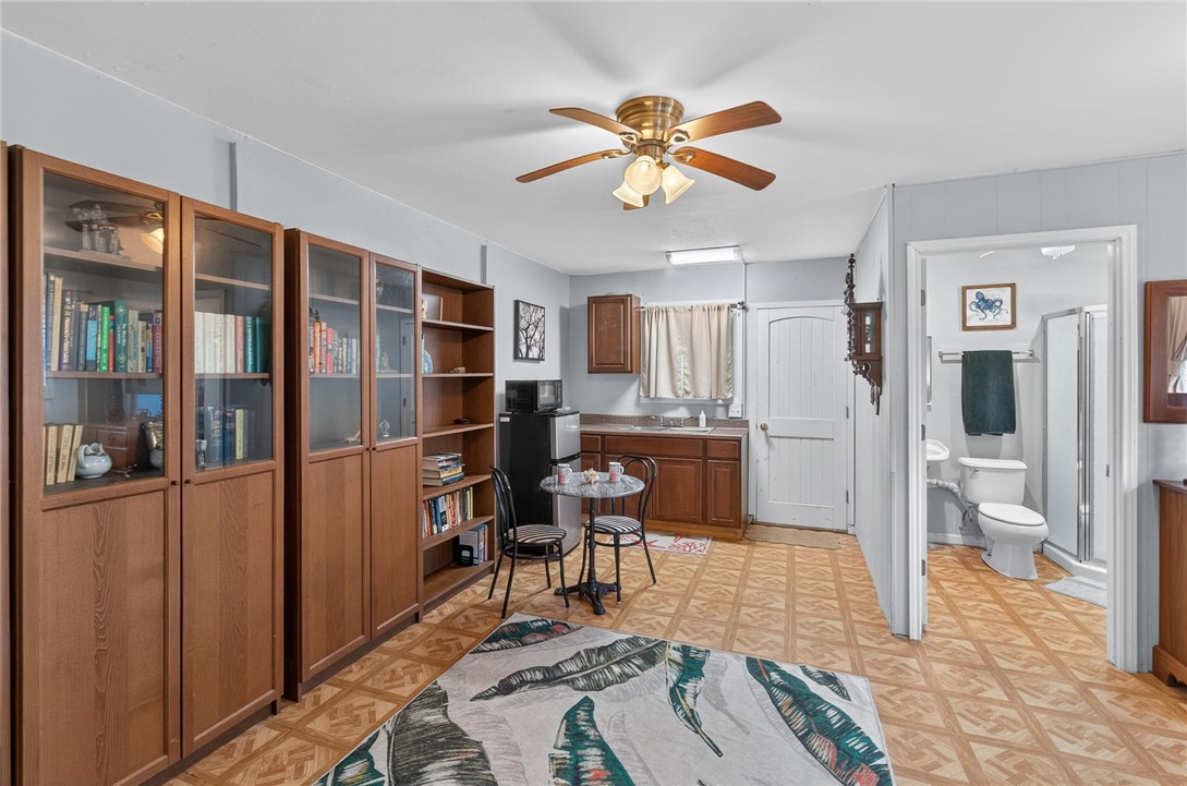 402 Sharon Dr Property Photo 31