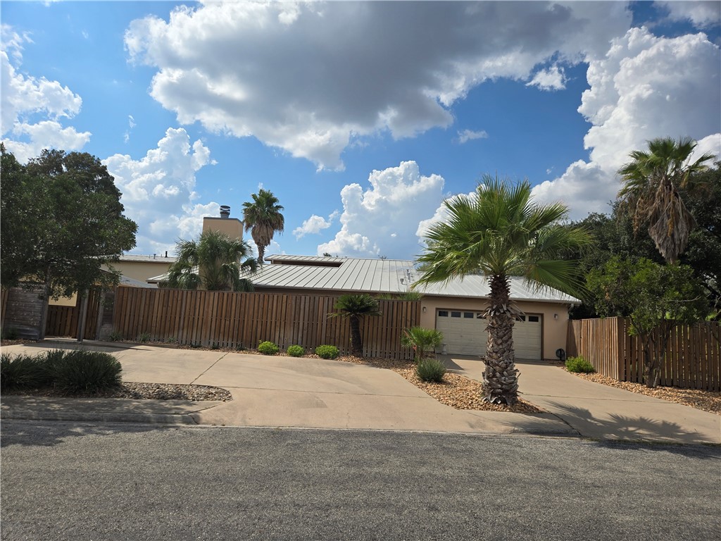 1508 Morningside Dr Property Photo 1