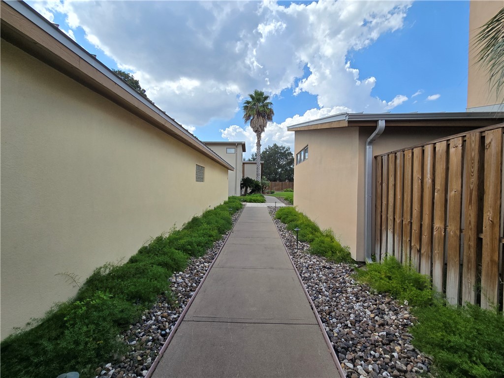 1508 Morningside Dr Property Photo 2