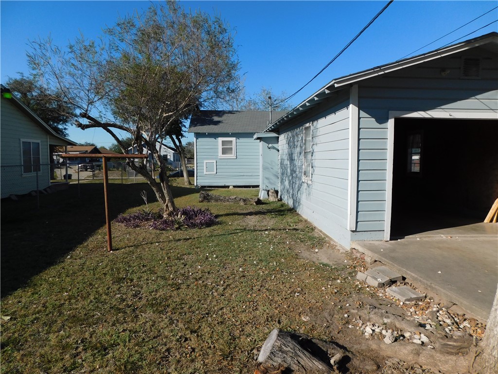 811 E B Ave Property Photo 13