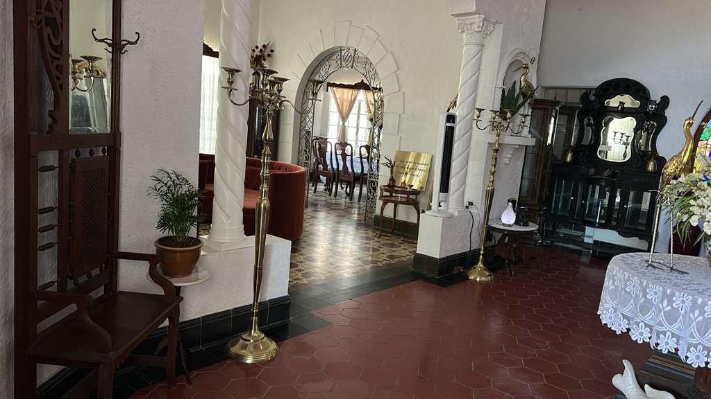 400 W Saint Charles Ave Property Photo 9