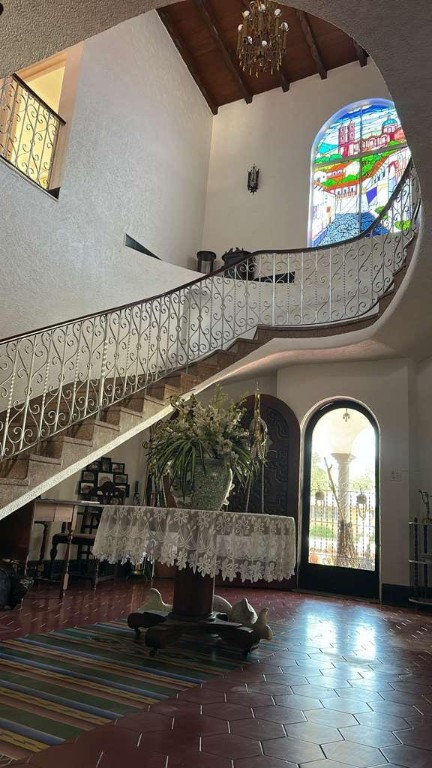 400 W Saint Charles Ave Property Photo 10